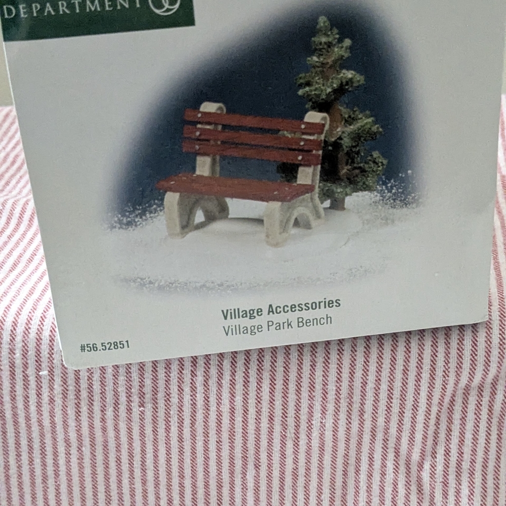 Department 56 Village Park Bench with Tree - Red and Green